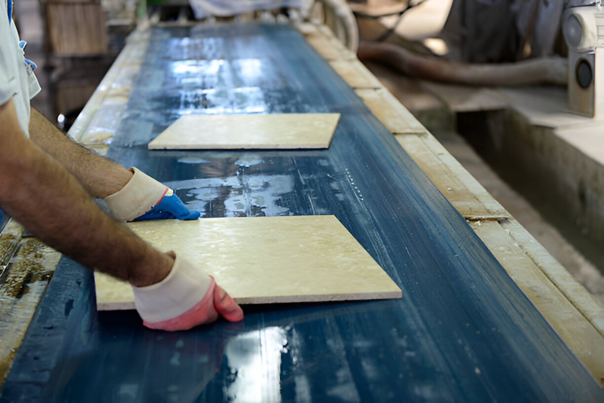 The Role of Micro-Powder Pressing in Achieving Perfectly Smooth Tile Surfaces